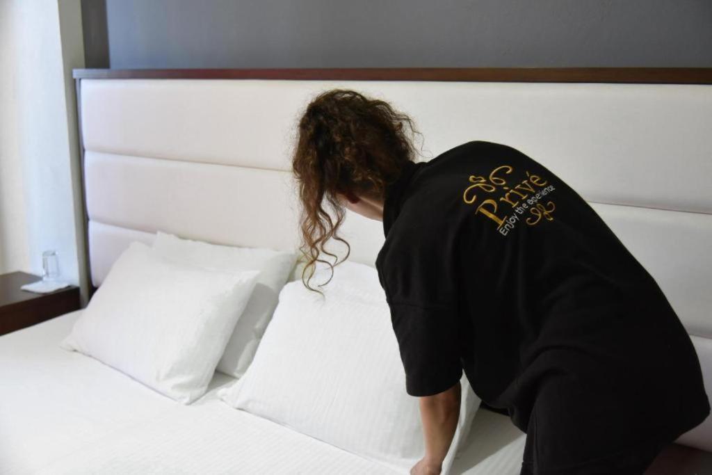 Privé City Hotel Sarandë Pokoj fotografie