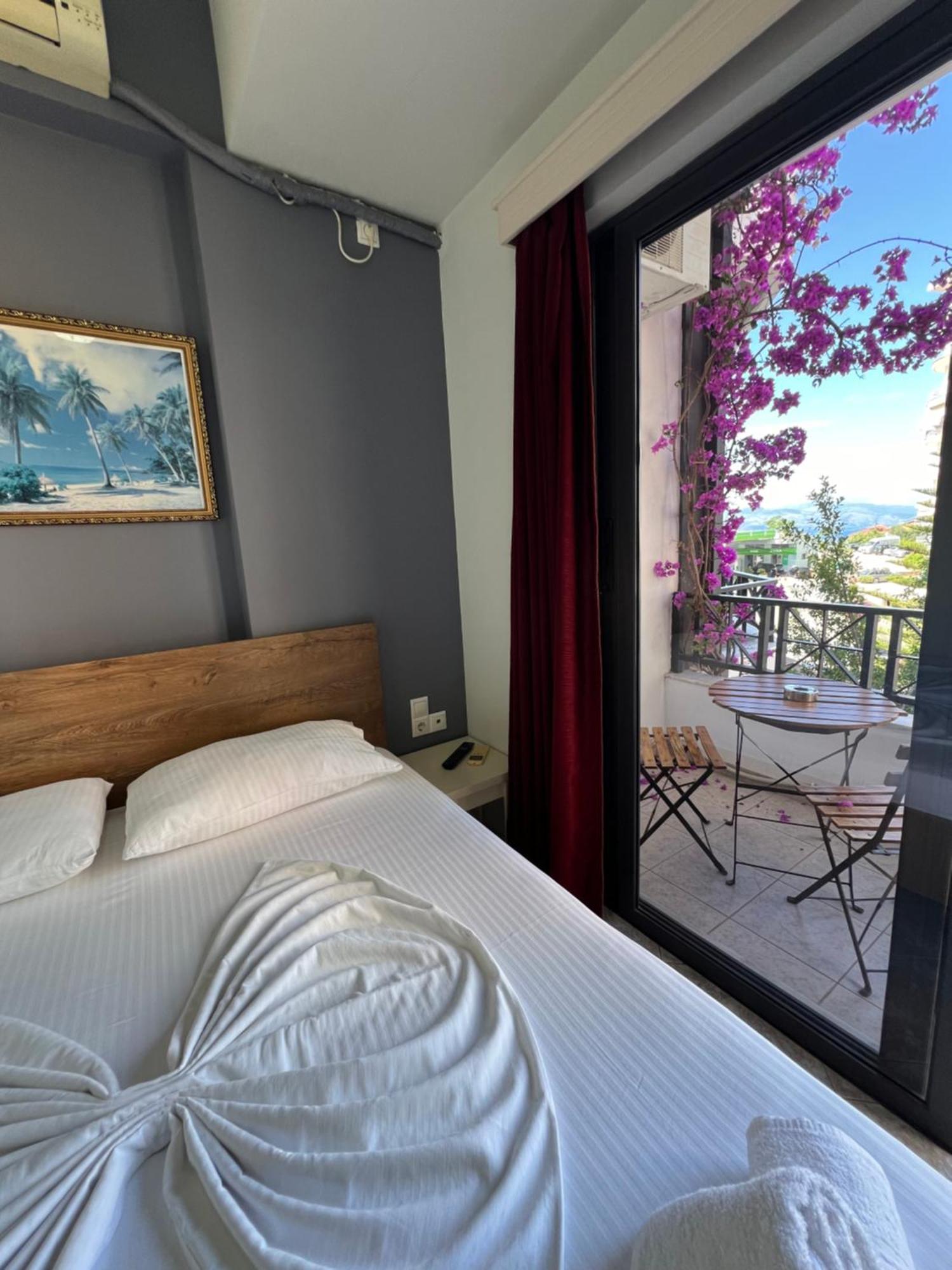 Privé City Hotel Sarandë Exteriér fotografie
