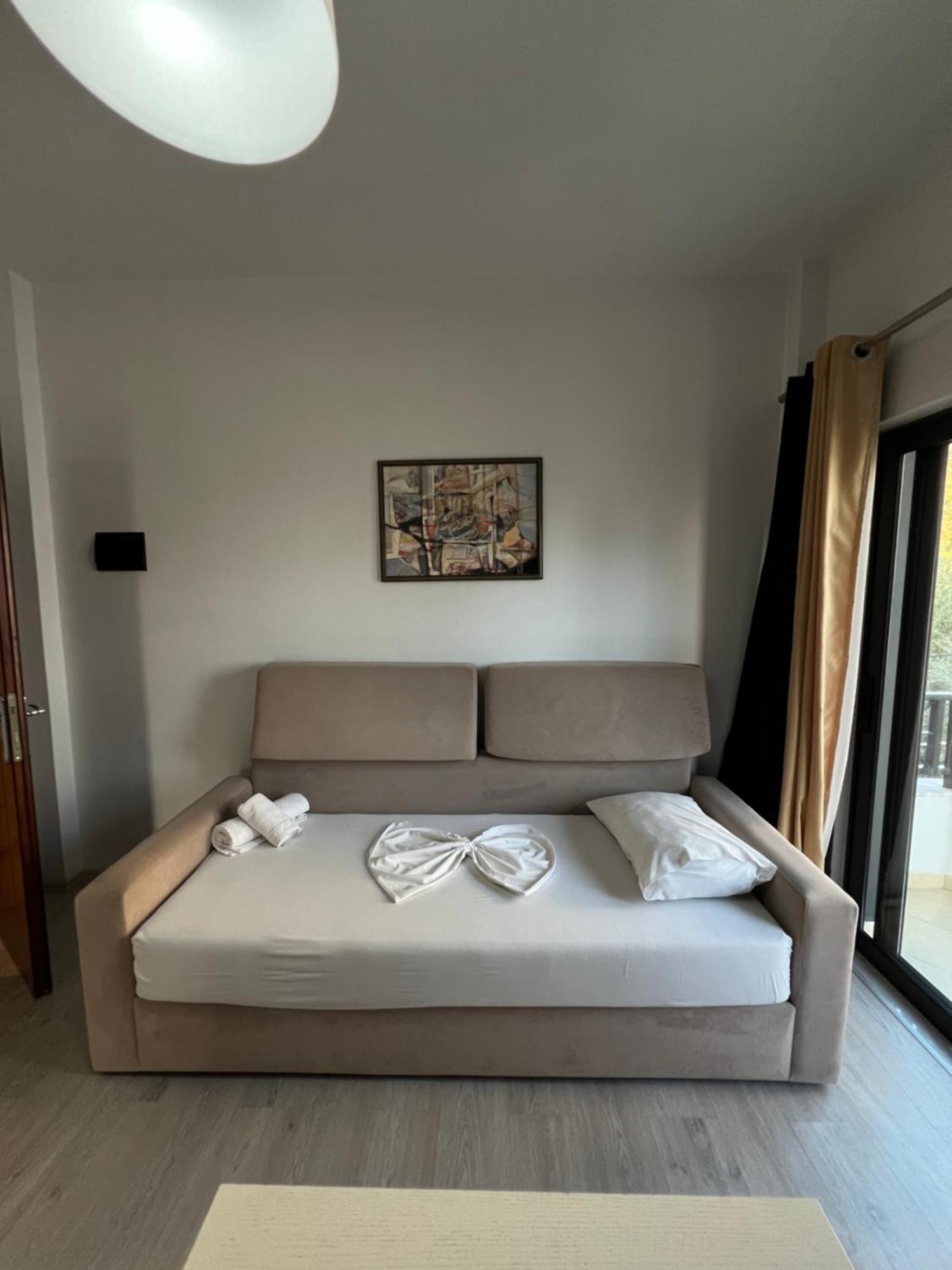 Privé City Hotel Sarandë Exteriér fotografie